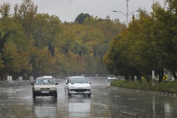 بارش باران در فیروزکوه و محورهای مواصلاتی گیلان، مازندران و گلستان 