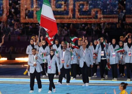 رژه کاروان ایران در بازی‌های آسیایی هانگژو با پرچمداری کیانی و فروغی
