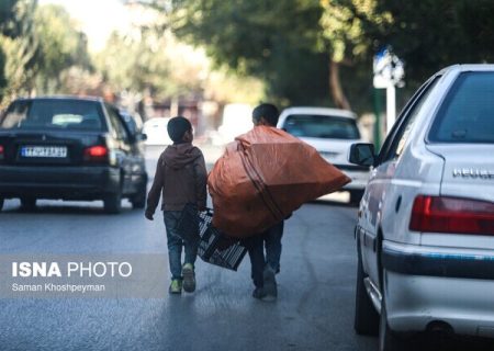 وزارت بهداشت مکلف به پذیرش و درمان کودکان کار و زباله‌گرد است