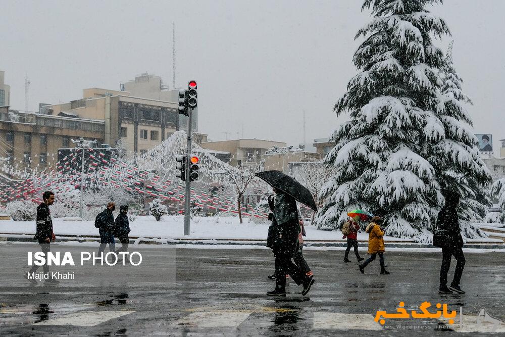 برف و باران در راه تهران/ کاهش دما تا ۱۰ درجه