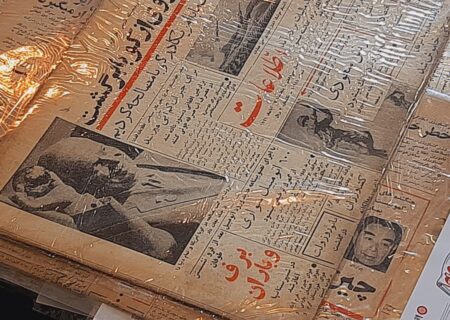 فروش روزنامه‌های دهۀ چهل در نمایشگاه رسانه‌های ایران