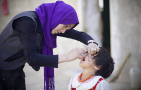 آغاز کارزار واکسیناسیون فلج اطفال در افغانستان