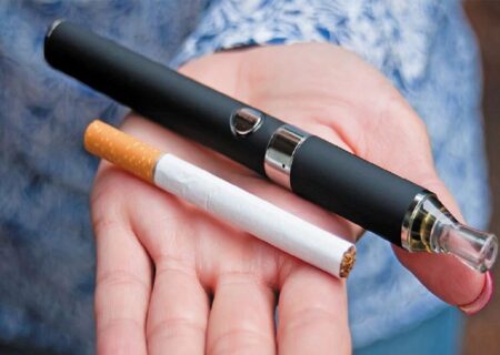 گزارش وزارت بهداشت درباره سرطان‌زایی سیگارهای الکترونیک/ زیر بار صدور مجوز نمی‌رویم