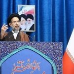 نظام سلامت در سخت‌ترین روزها هم پای مردم ایستاد/ برای اجرای موفق پزشکی خانواده و نظام ارجاع همراهی کنیم